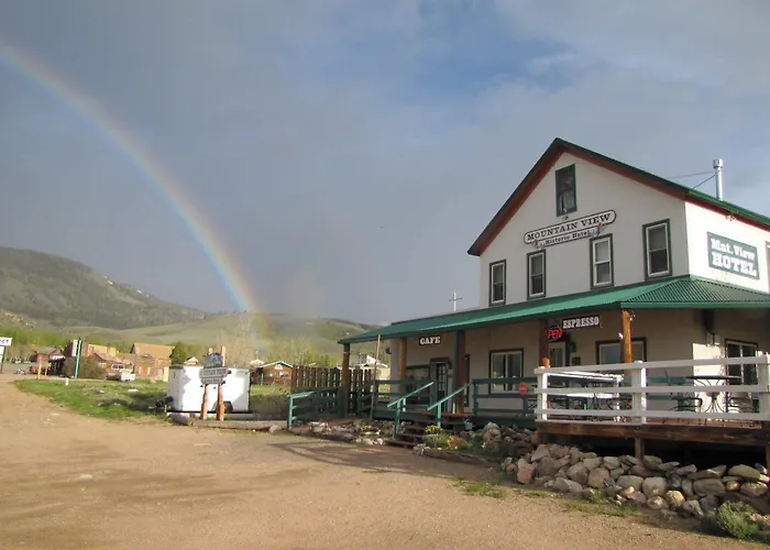 Mountain View Historic Gasthof 2*